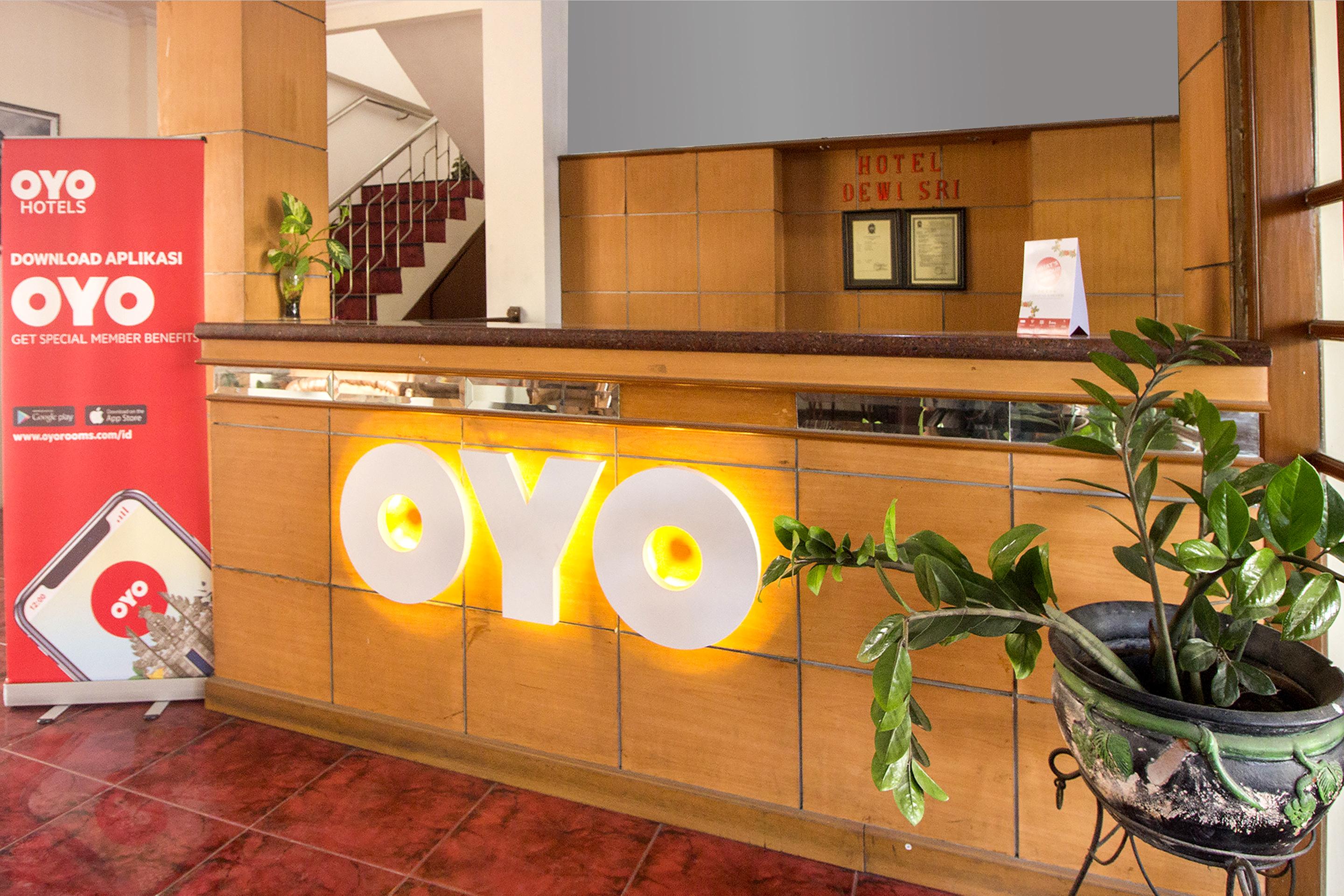 Super Oyo 759 Hotel Dewi Sri Jogjacarta Exterior foto