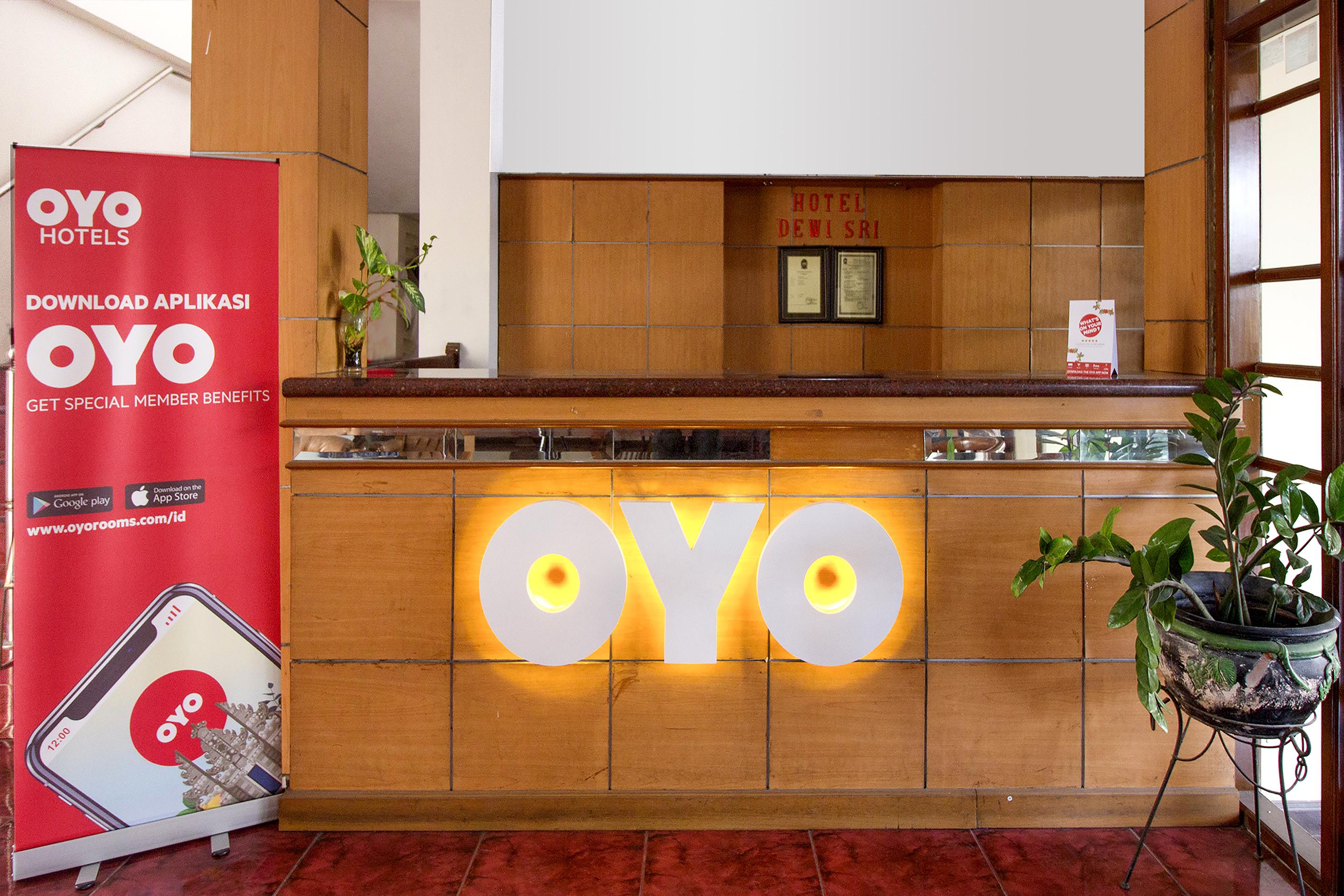 Super Oyo 759 Hotel Dewi Sri Jogjacarta Exterior foto