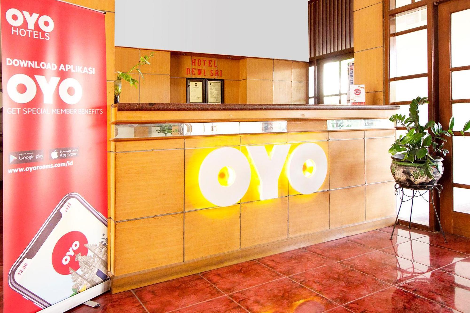 Super Oyo 759 Hotel Dewi Sri Jogjacarta Exterior foto